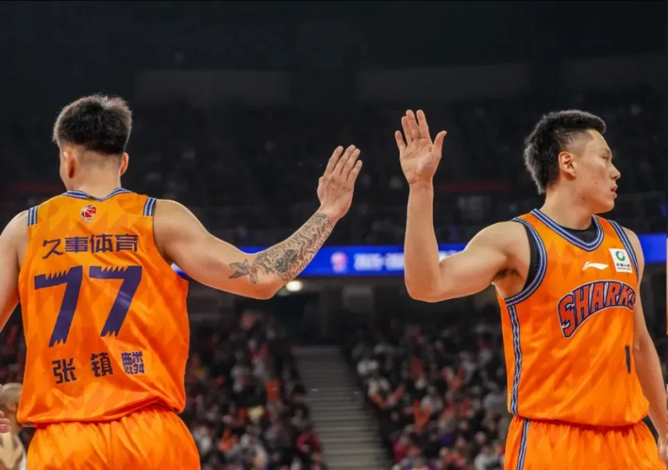 星空体育中国官网-格局拉满！CBA本赛季最有冠军相的球队？一特质完胜北京男篮