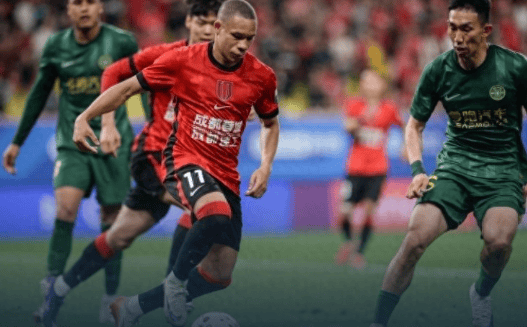 4-0 4-2中超悲喜夜！蓉城海港大胜，津门虎力克国安，积分榜更新